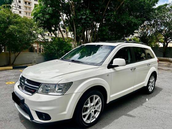 DODGE JOURNEY 3.6 RT V6 GASOLINA 4P AUTOMÁTICO